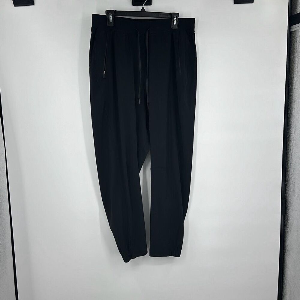 Lululemon License To Train High Rise Pant in Black Sz 12